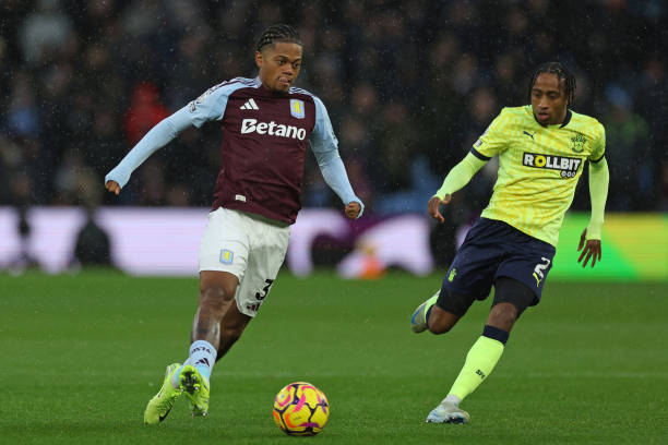 争相报道的 争相报道的