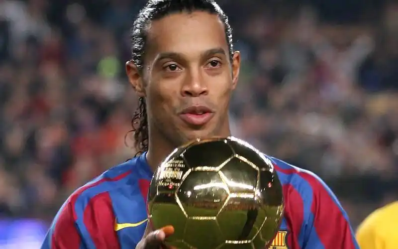 他不仅具备 他不仅具备